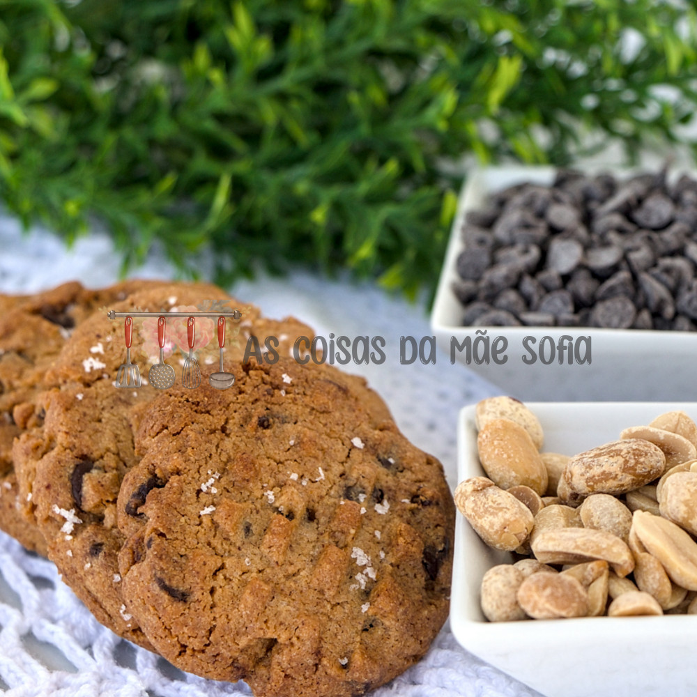 Bolachas de Manteiga de Amendoim com Flor de Sal
