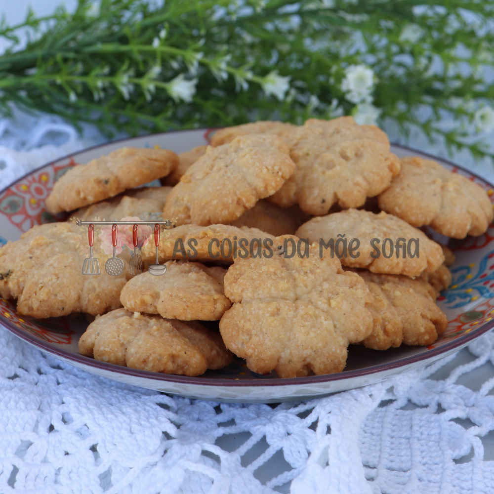 Bolachas de Queijo da Ilha com Tomilho